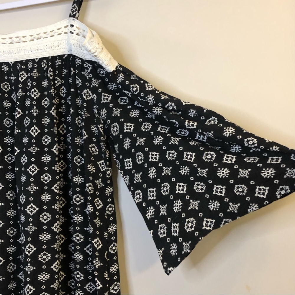 Warehouse One Off Shoulder Peasant Top/Medium - Picture 4 of 6